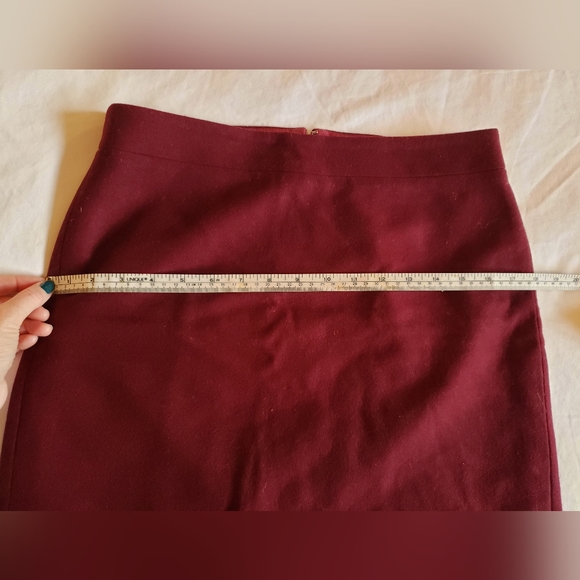J Crew Pencil Skirt Plum Size 4 - Picture 8 of 10